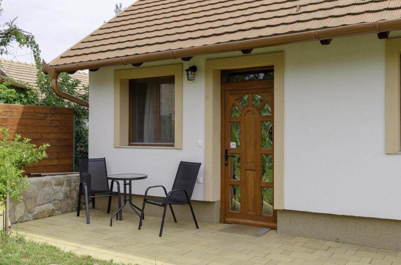Egrelato Vendeghaz Lägenhet Balatonakali Exteriör bild